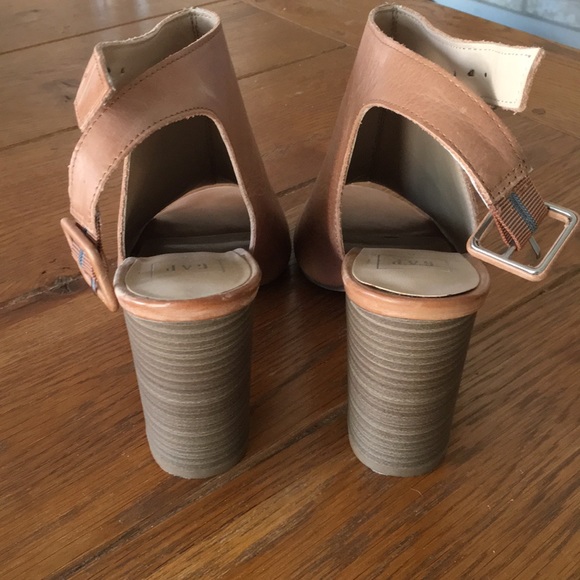 Gap Booties - Picture 3 of 4